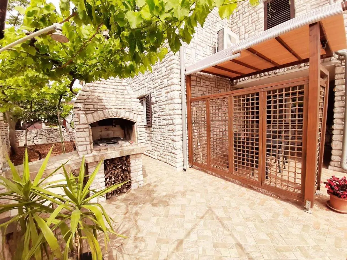 Apartments Renato Muzic Cres Croazia