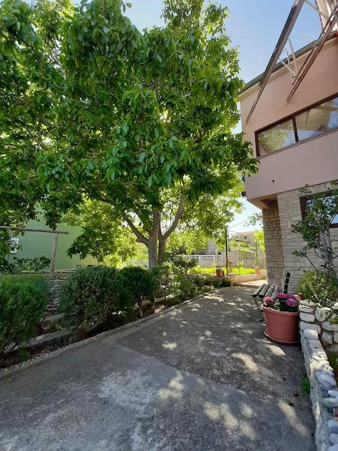 Apartments Renato Muzic Cres Croazia