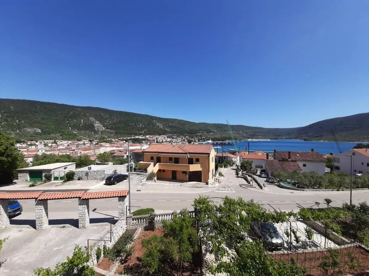 Apartments Renato Muzic Cres