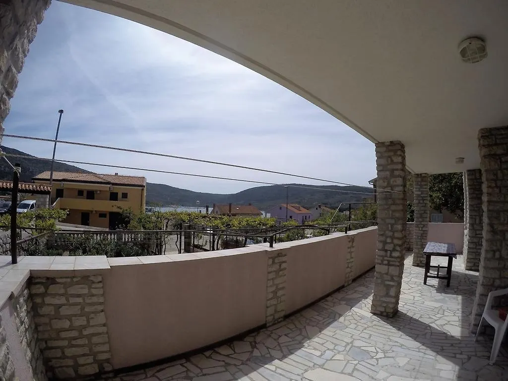 Apartments Renato Muzic Cres